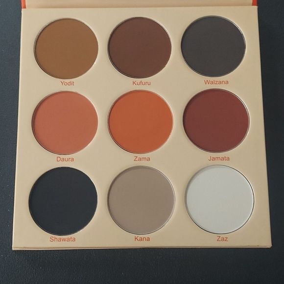 Juvia's Place Other - Juvia's Place Eyeshadow Palette NEW